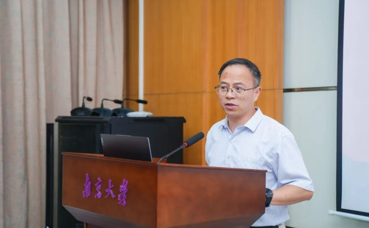 人民银行江苏省分行行长周诚君：技术转移与科技金融人才	，是弥合技术创新与资本市场之间鸿沟的桥梁